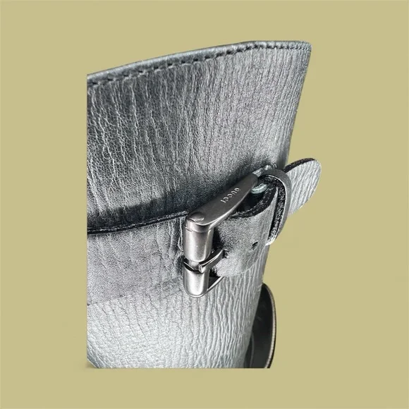 Black Leather GUCCI boots - Picture 9 of 14